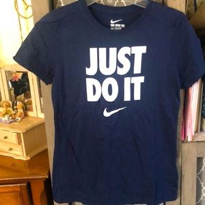 Nike t-shirt